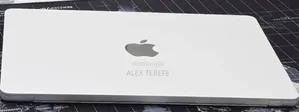 New Laptop Apple MacBook Air 2022 M2 8GB Apple M1 SSD 256GB