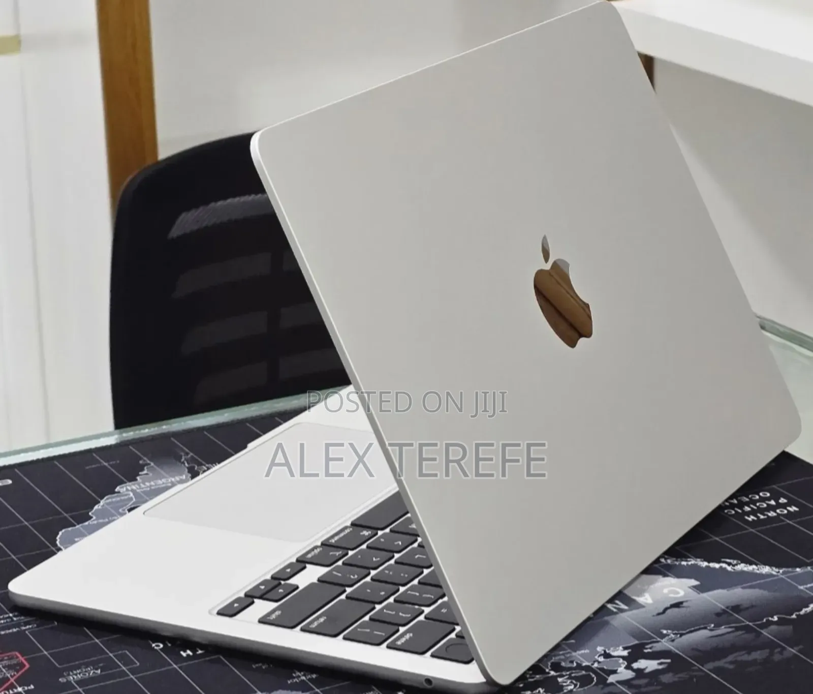 New Laptop Apple MacBook Air 2022 M2 8GB Apple M1 SSD 256GB