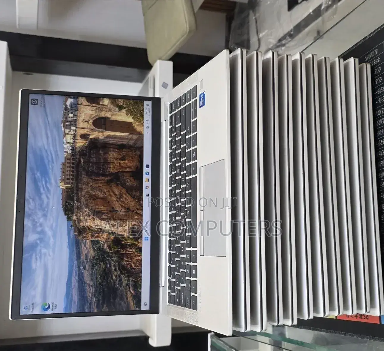 New Laptop HP EliteBook 840 16GB Intel Core i7 SSD 512GB