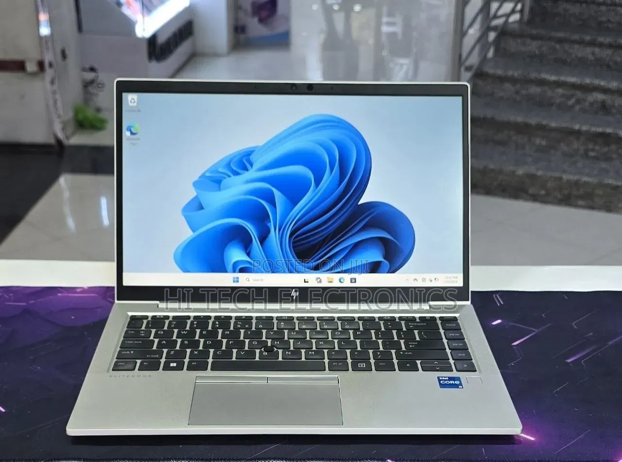 New Laptop HP EliteBook 840 G8 16GB Intel Core i5 SSD 512GB