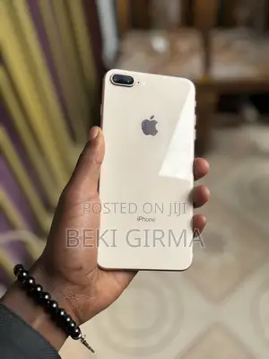 New Apple iPhone 8 Plus 64 GB Gold