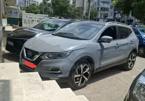 Nissan Qashqai 2018 Gray