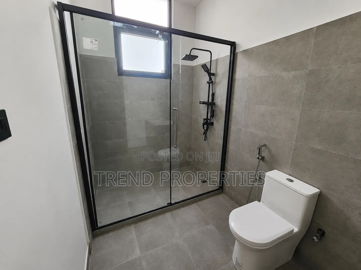 3bdrm Apartment in Bole for sale