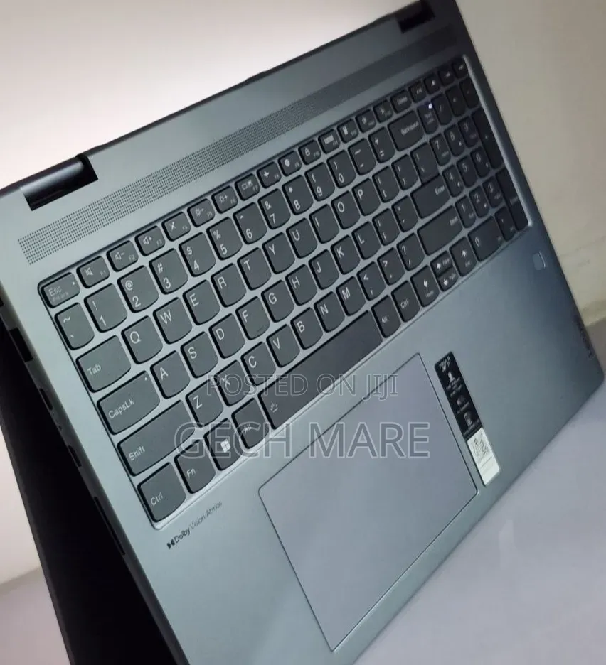 New Laptop Lenovo Yoga 730 16GB Intel Core i7 SSD 512GB