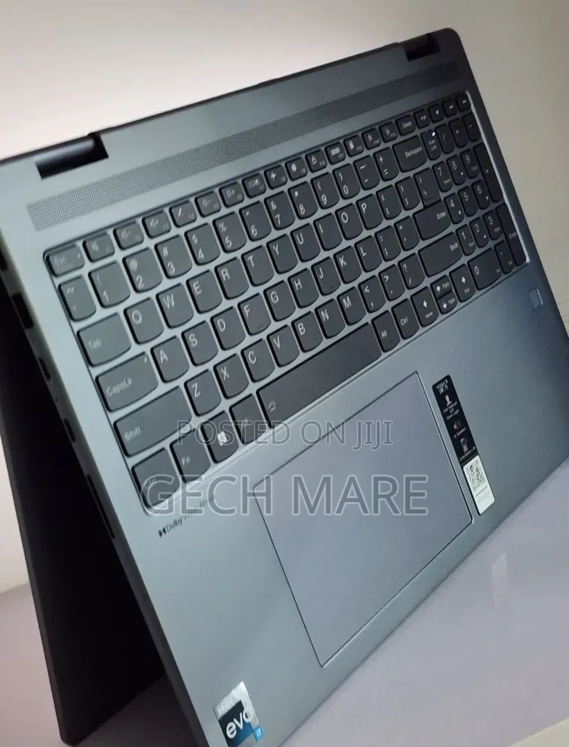 New Laptop Lenovo Yoga 730 16GB Intel Core i7 SSD 512GB