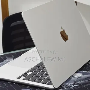 New Laptop Apple MacBook Air 2022 M2 8GB Apple M2 SSD 256GB