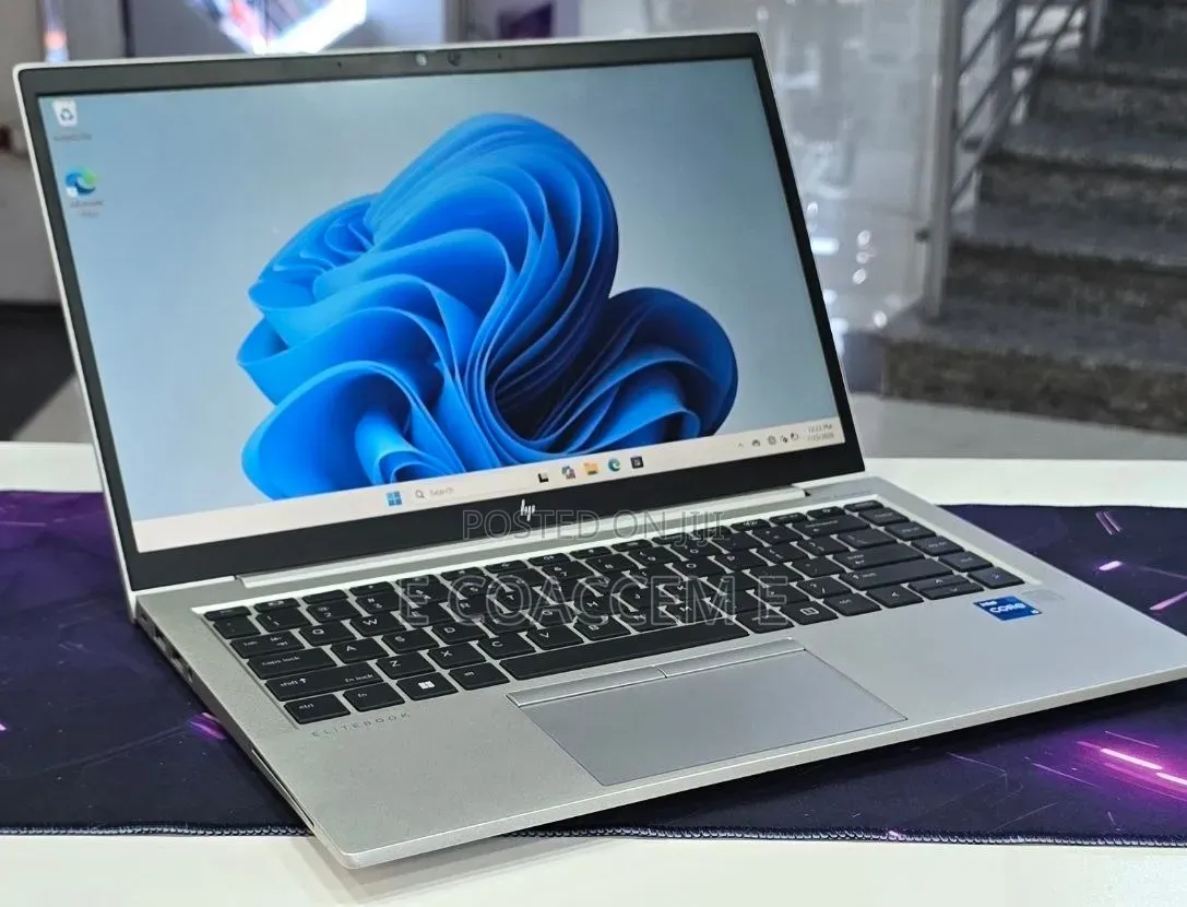 New Laptop HP 16GB Intel Core i5 SSD 512GB