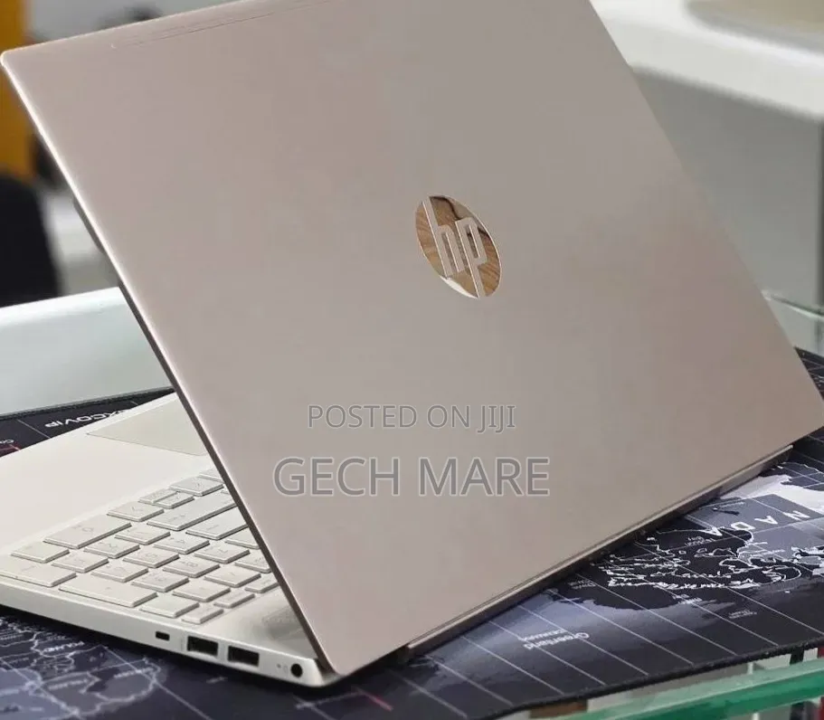 New Laptop HP Pavilion 15 8GB Intel Core i5 SSD 512GB