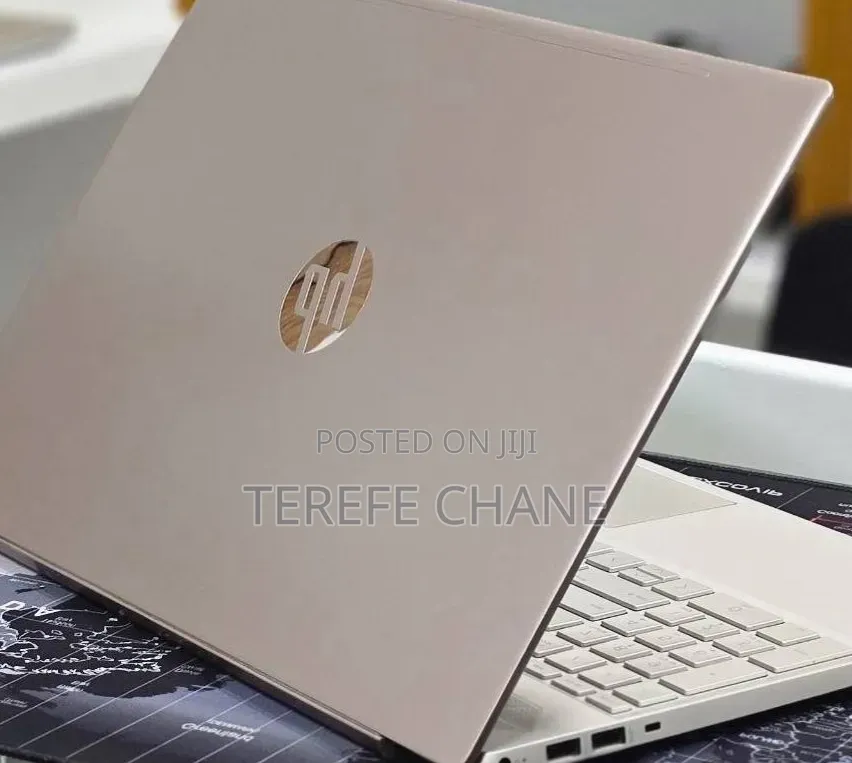New Laptop HP Pavilion 15 8GB Intel Core i5 SSD 512GB