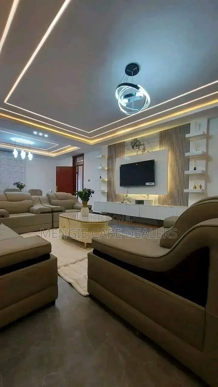 Furnished 6bdrm House in Yeka for sale