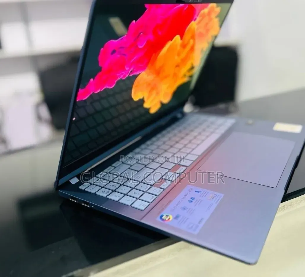 New Laptop Asus VivoBook S15 S510UA 16GB Intel Core Ultra 7 SSD 512GB