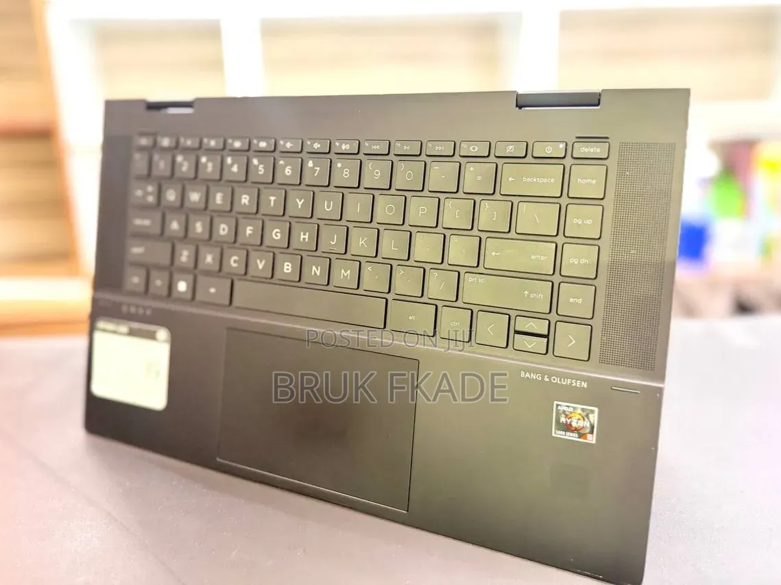 New Laptop HP Envy 15 32GB AMD Ryzen 5 SSD 512GB