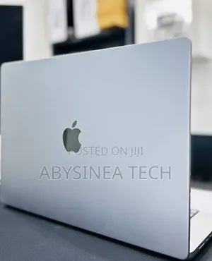New Laptop Apple MacBook Pro 2021 M1 16GB Intel Core i5 SSD 512GB