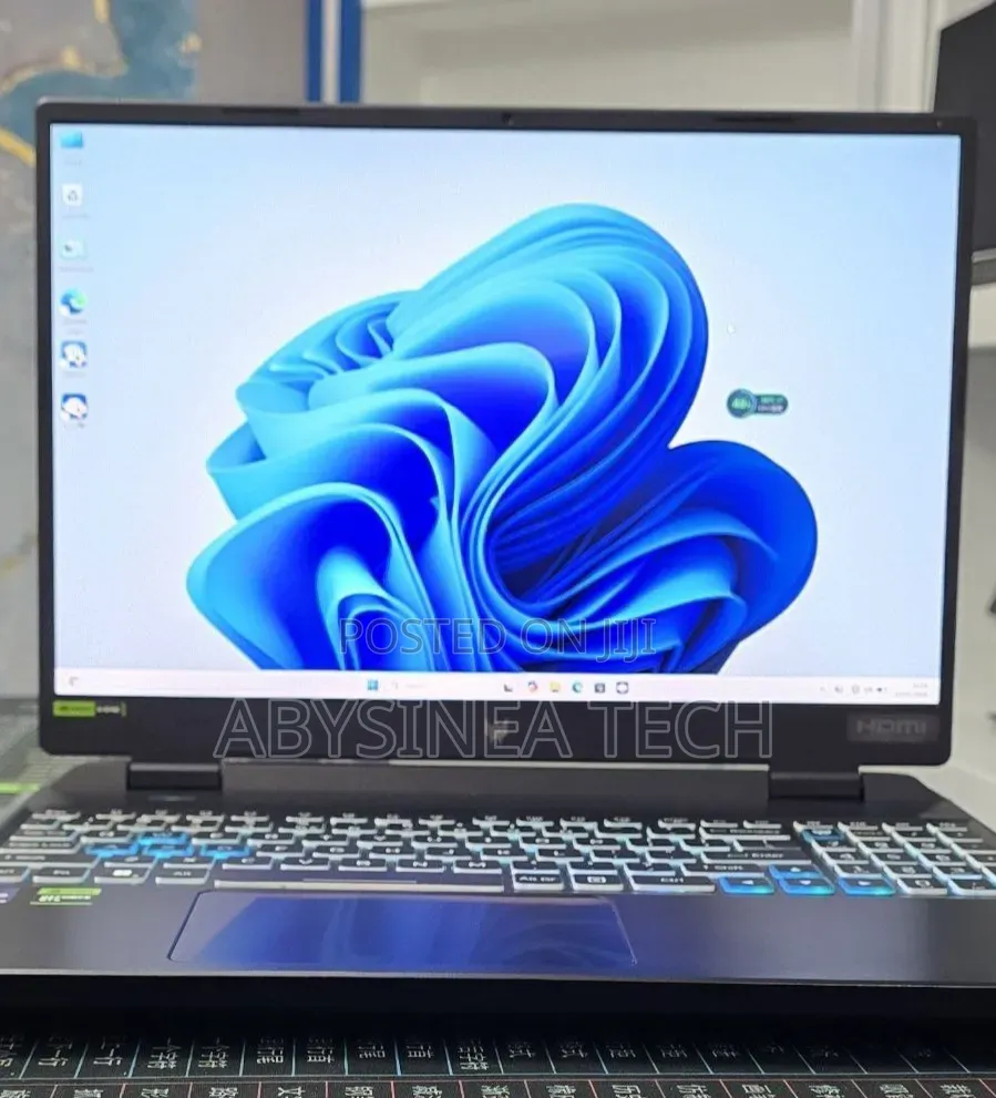 New Laptop Acer Predator Helios 300 16GB Intel Core i9 SSD 1T