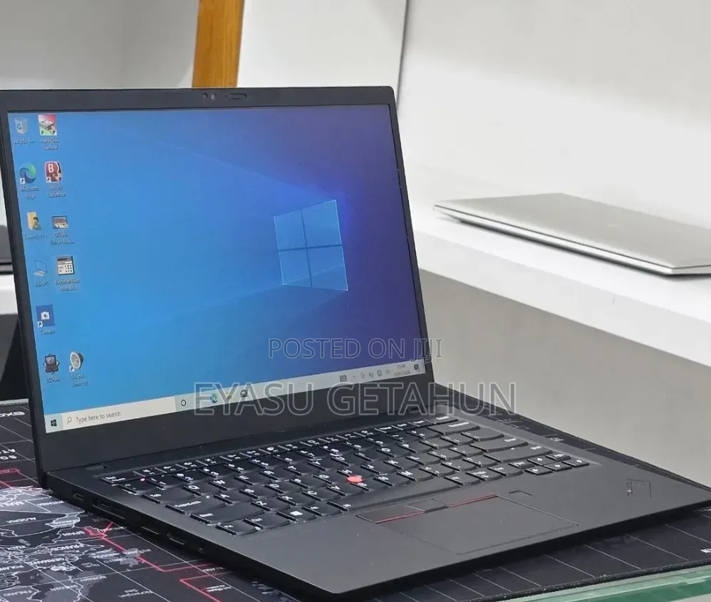 New Laptop Lenovo ThinkPad X1 Carbon 16GB Intel Core i7 SSD 512GB