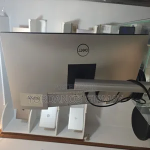Dell Ultrasharp Monitor