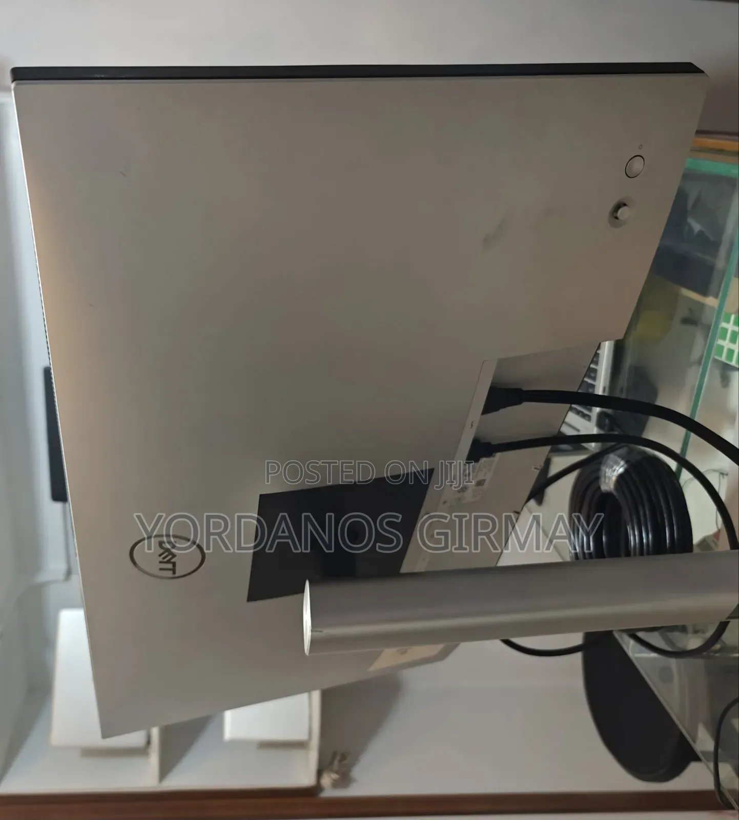 Dell Ultrasharp Monitor