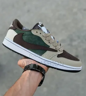Air Jordan 1 Low Travis Scott "Medium Olive" Shoes