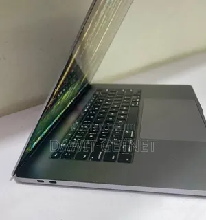 New Laptop Apple MacBook Pro 2019 16GB Intel Core i9 SSD 1T