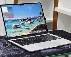 New Laptop Apple MacBook Air 2022 M2 8GB Apple M2 SSD 256GB