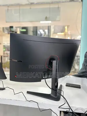  Koorui 32e6qc – 32”