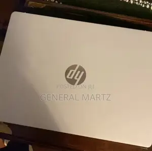 New Laptop HP OmniBook 5 14" 16GB Qualcomm Snapdragon X Elite SSD 500GB