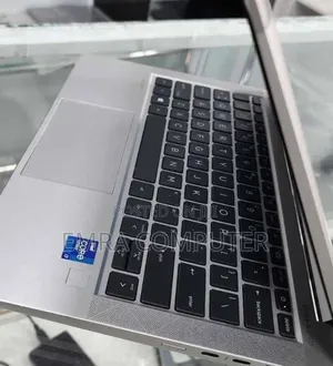 New Laptop HP EliteBook 840 G8 16GB Intel Core i7 SSD 512GB