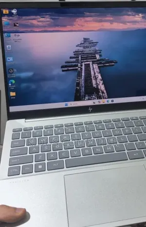 New Laptop HP Pavilion 15 32GB AMD Ryzen 7 SSD 1T