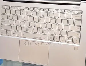 New Laptop Lenovo Yoga 9i 16GB Intel Core i7 SSD 512GB