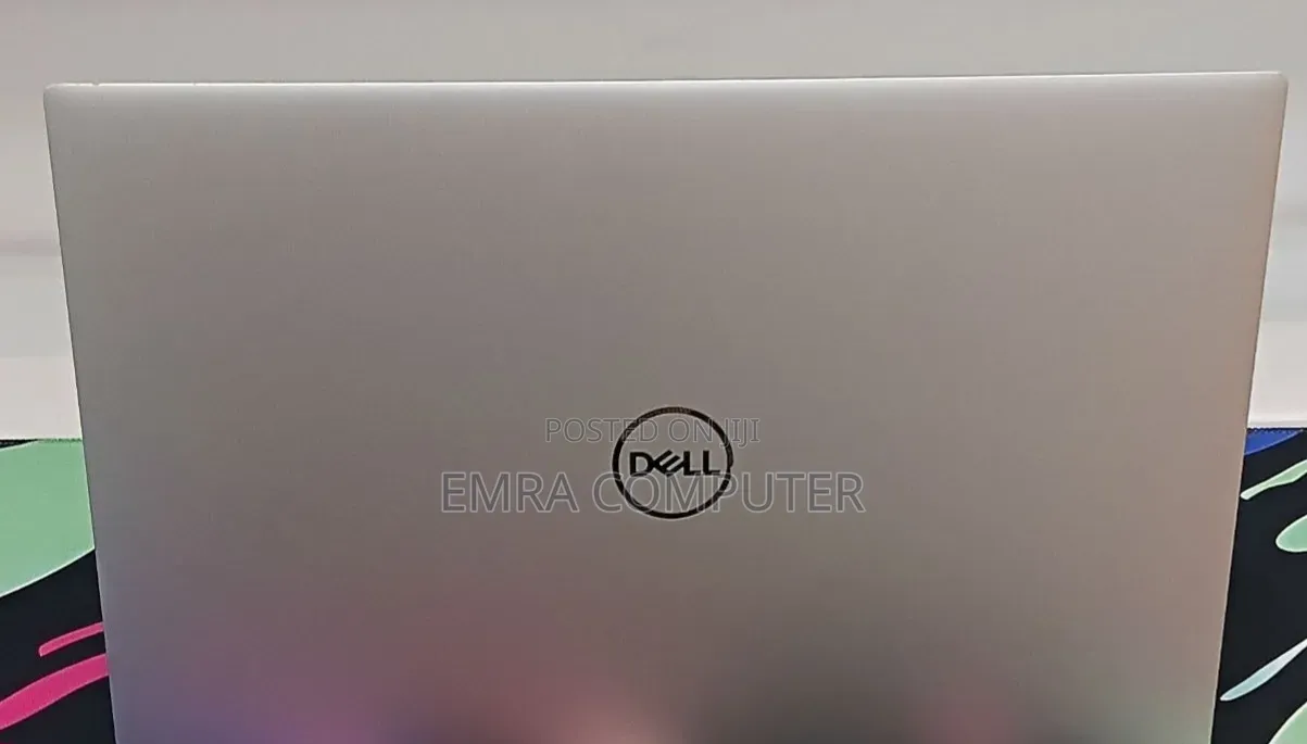 New Laptop Dell XPS 15 16GB Intel Core i7 SSD 512GB