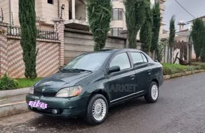 Toyota Platz 2001 Gray