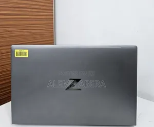 New Laptop HP ZBook Power G9 i7 16GB Intel Core i7 SSD 1T