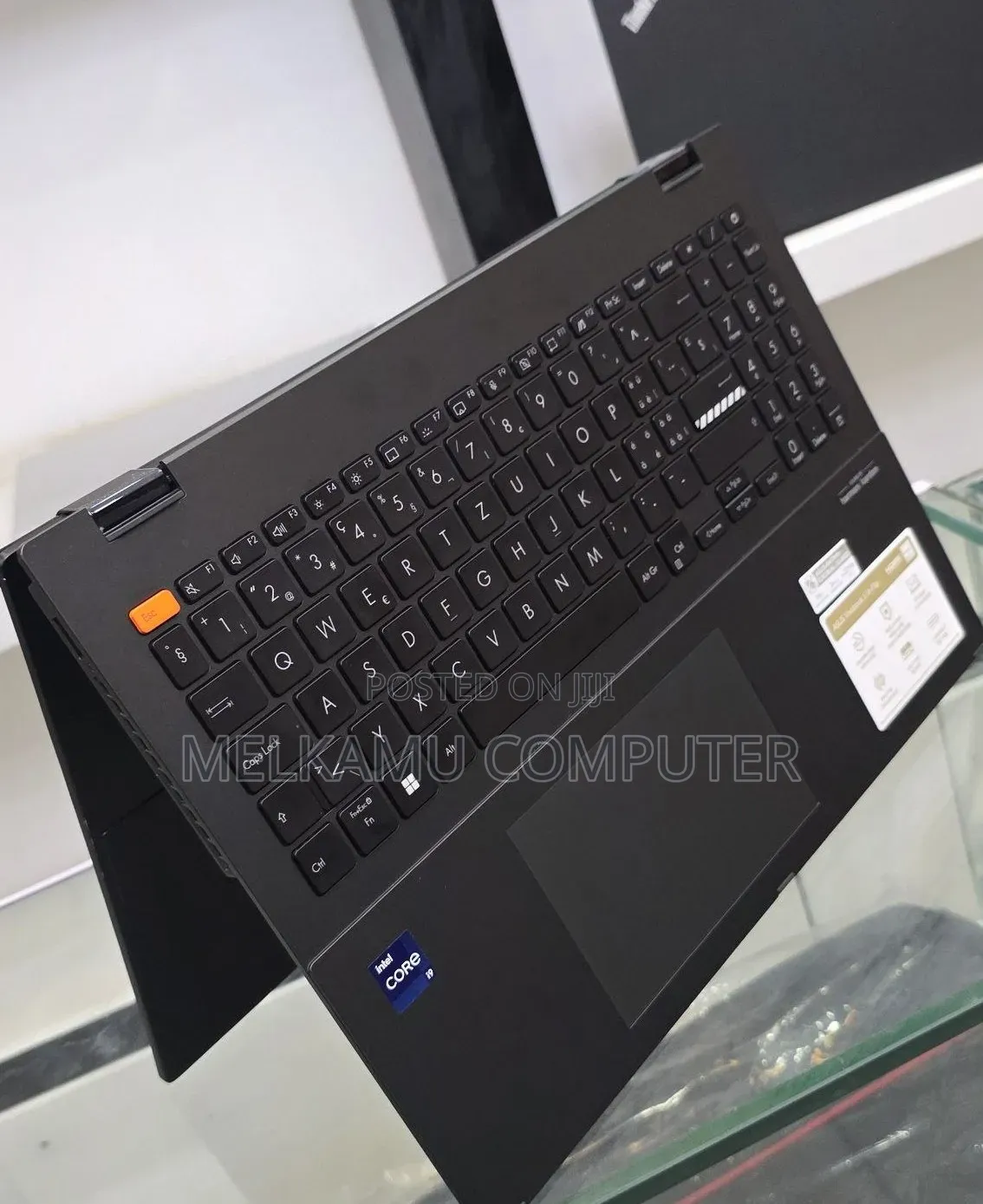 New Laptop Asus Vivobook 16 16GB Intel Core i9 SSD 512GB