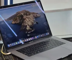 New Laptop Apple MacBook Pro 2018 32GB Intel Core i7 SSD 1T