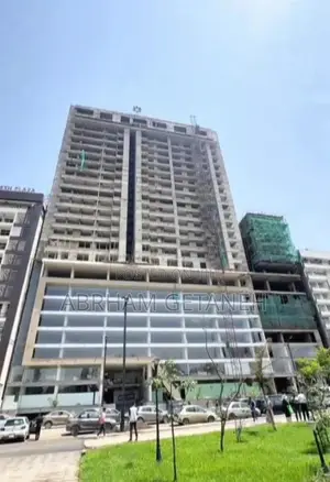 የተናጠል ካርታ ያለው የንግድ ቦታ በቦሌ ኤድናሞል