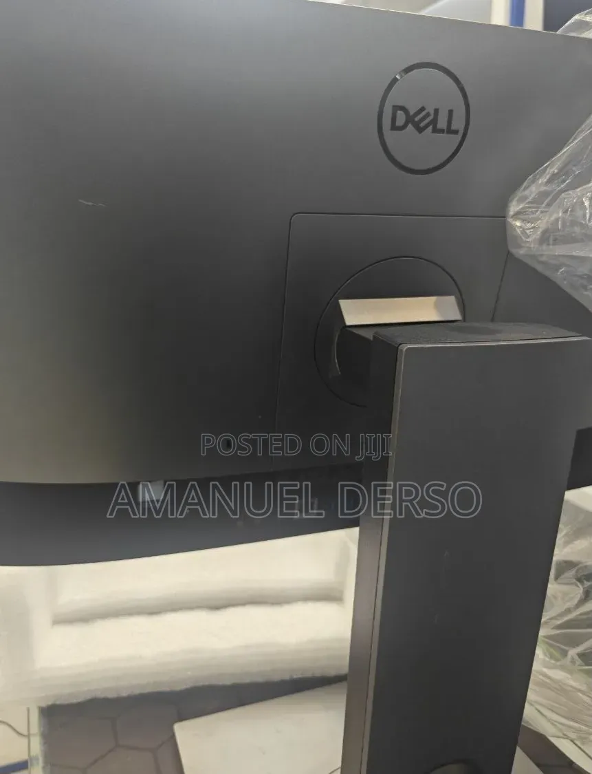 New Laptop HP OmniStudio X All-in-One 8GB Intel Core i7 SSD 512GB