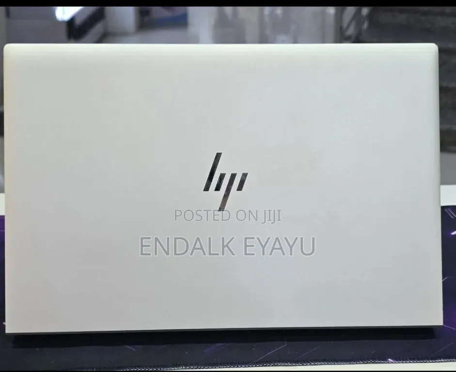 New Laptop HP EliteBook 840 G8 16GB Intel Core i5 SSD 512GB