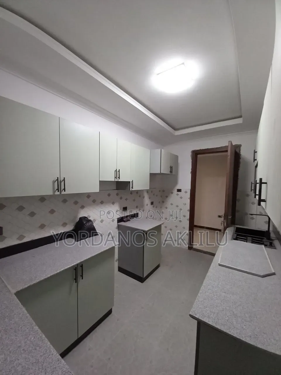 Furnished 3bdrm Apartment in Bole for sale