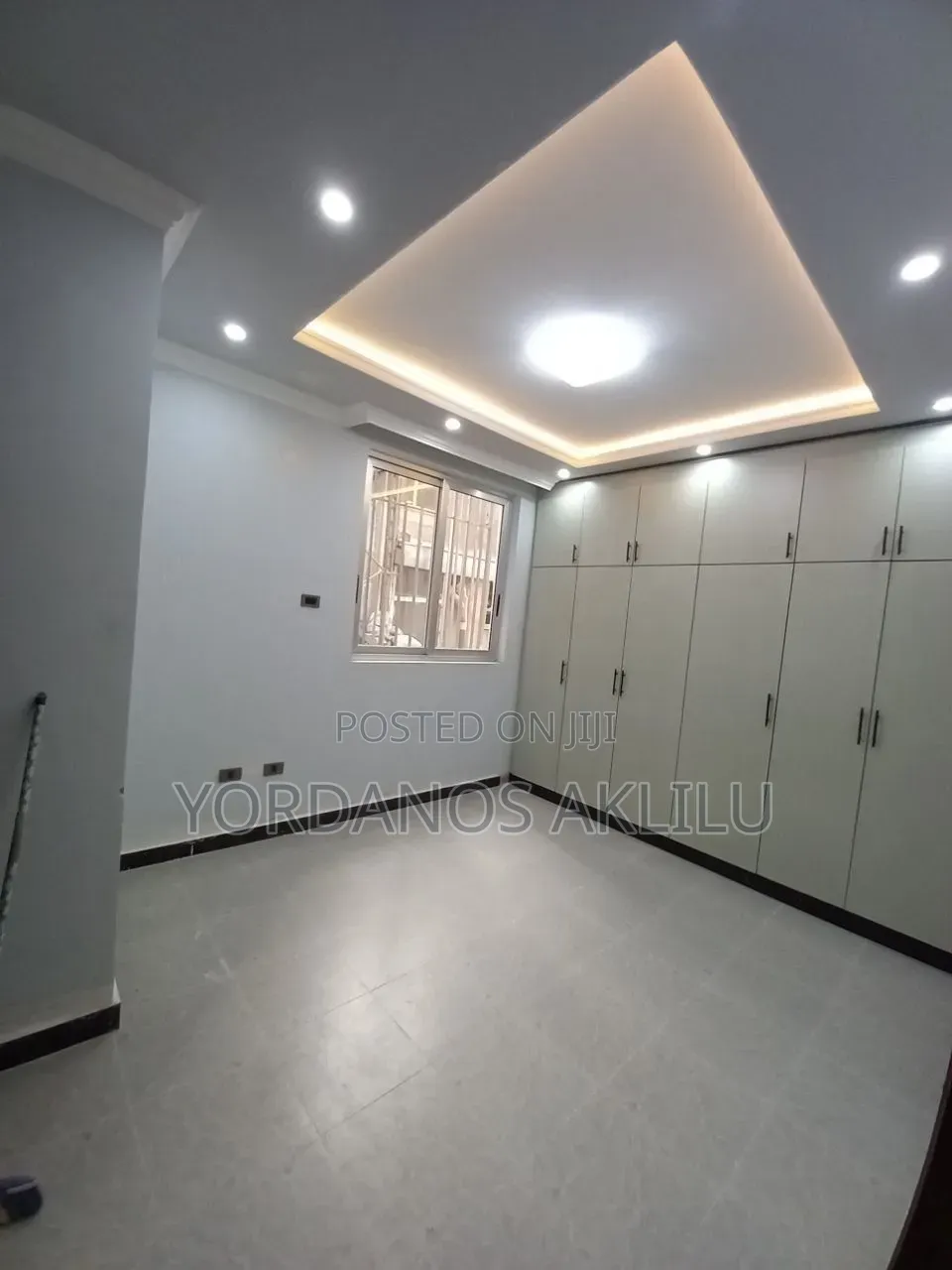 Furnished 3bdrm Apartment in Bole for sale