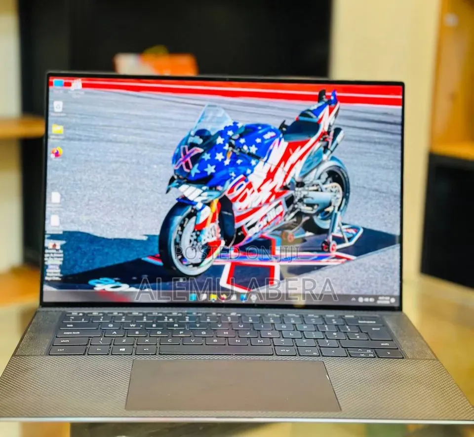 New Laptop Dell Precision 5560 16GB Intel Core i7 SSD 512GB