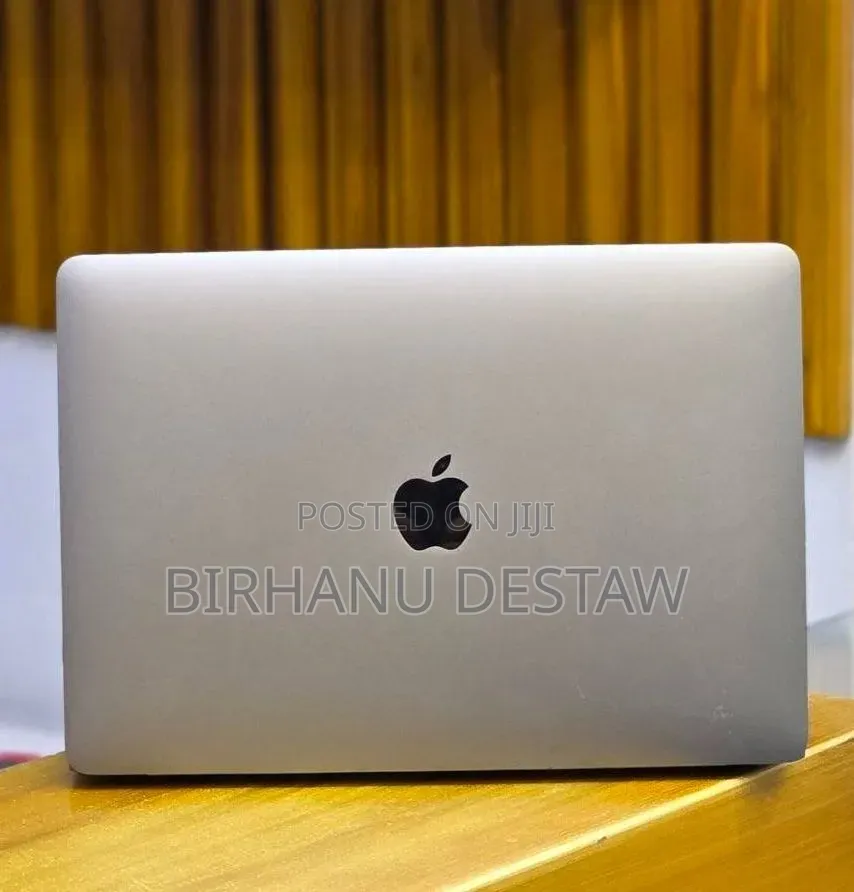 New Laptop Apple MacBook Air 2020 M1 16GB Apple M1 SSD 256GB