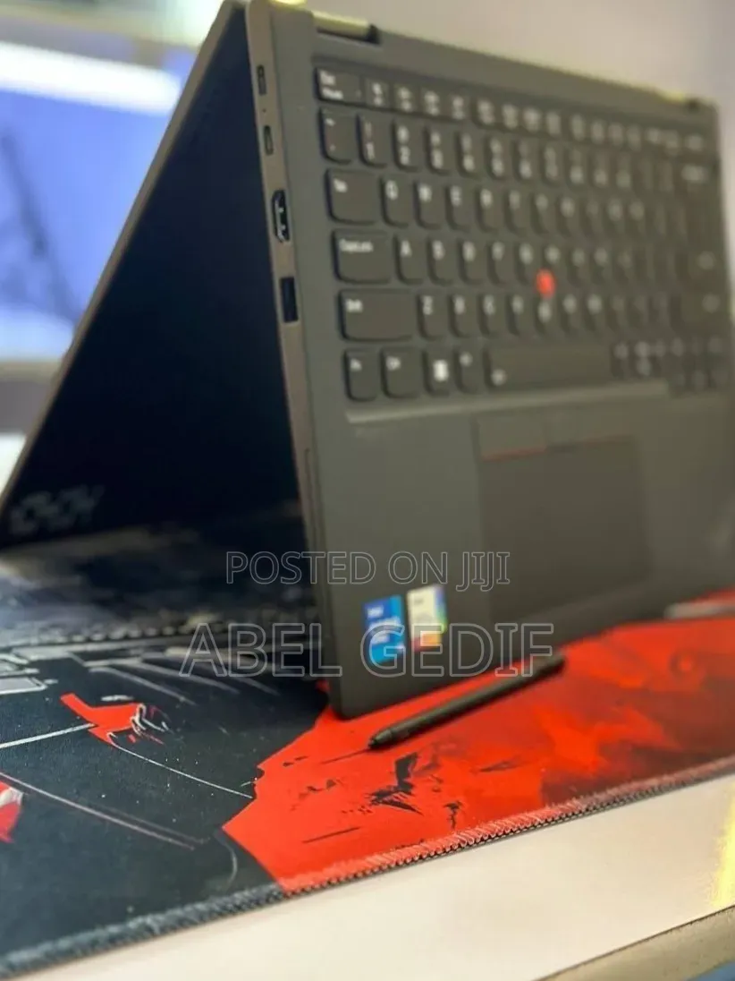 New Laptop Lenovo ThinkPad Yoga 16GB Intel Core i5 SSD 512GB
