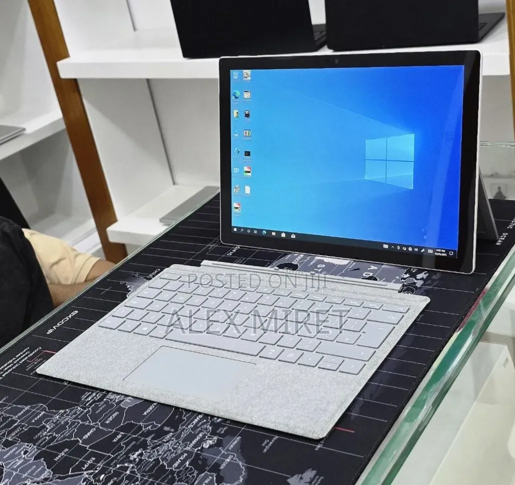 New Laptop Microsoft Surface Pro 7+ 16GB Intel Core i5 SSD 256GB