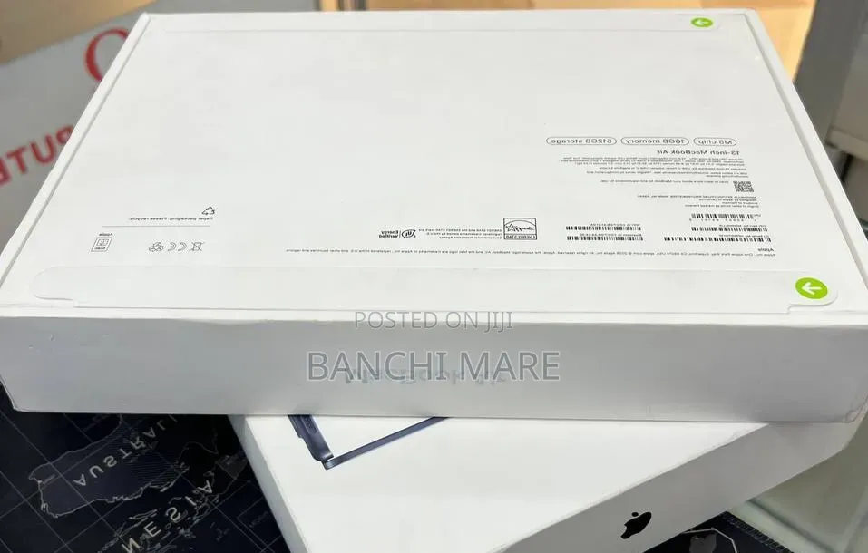 New Laptop Apple MacBook Air 2026 M5 16GB Apple M5 SSD 512GB