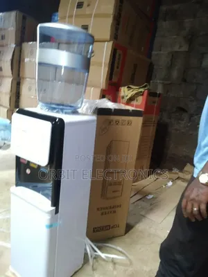TOP MIDEA WAter Despensor