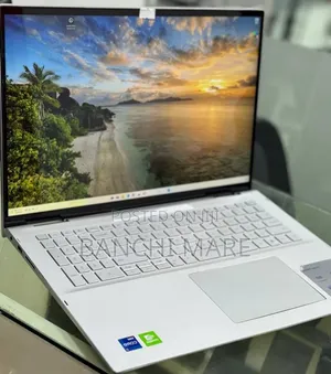 New Laptop Dell Inspiron 14 16GB Intel Core i7 SSD 512GB
