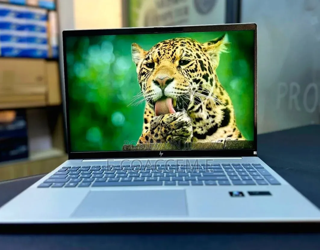 New Laptop HP 15 16GB Intel Core Ultra 7 SSD 1T