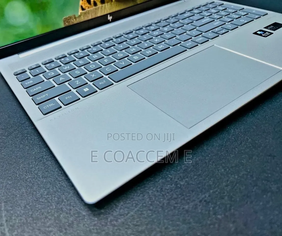 New Laptop HP 15 16GB Intel Core Ultra 7 SSD 1T