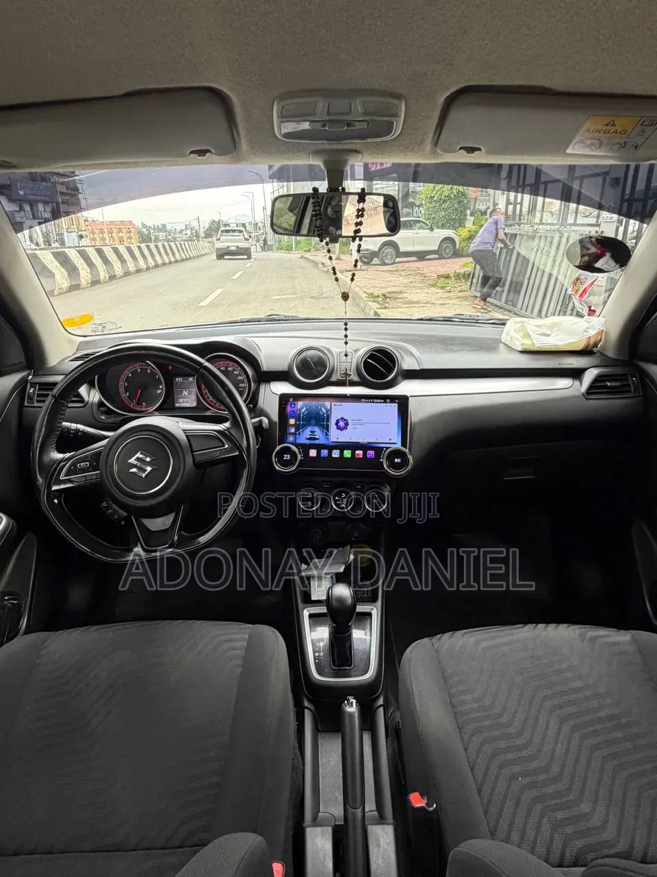 Suzuki Swift 2022 White