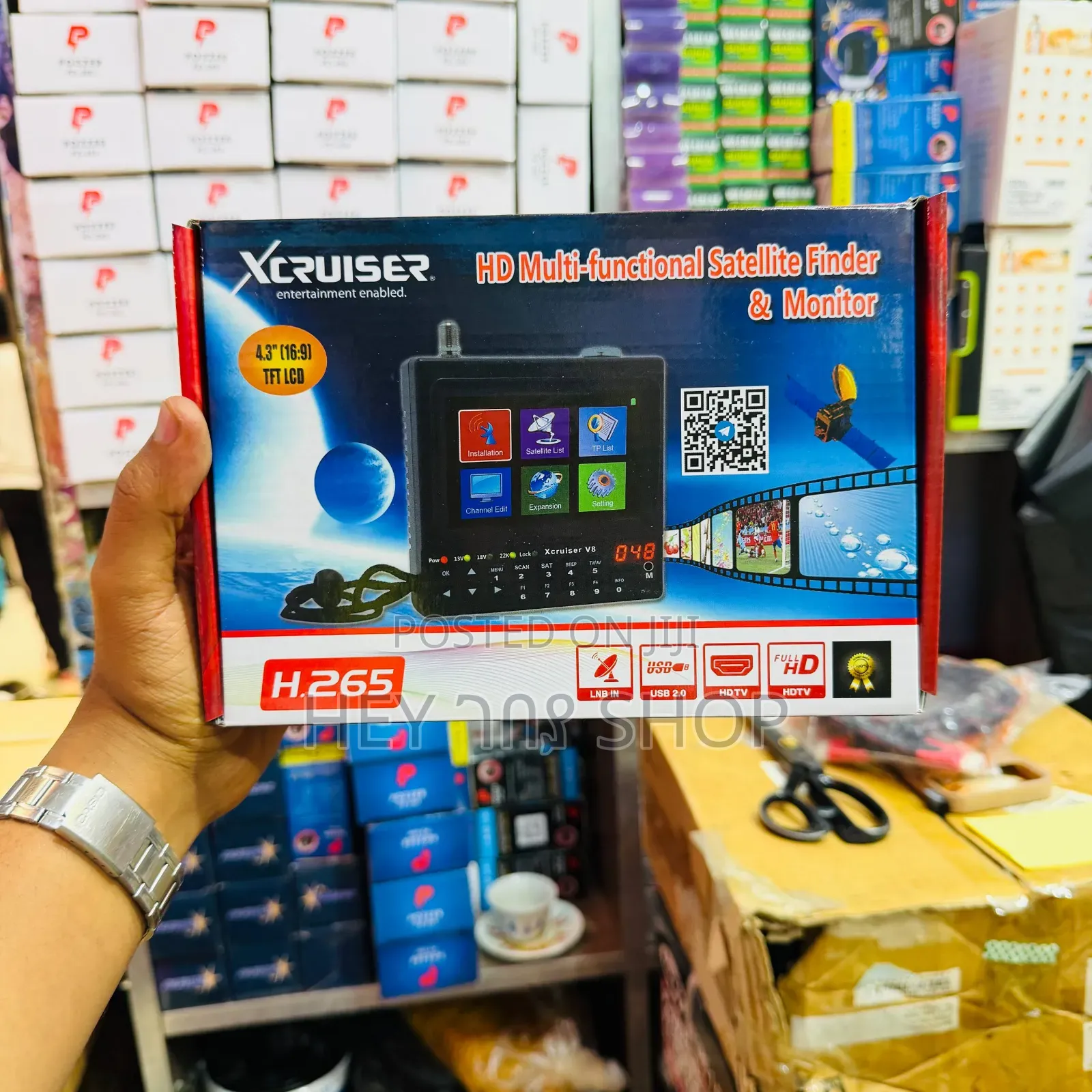 አዲስ የገባ Xcruiser V8 Satellite Finder